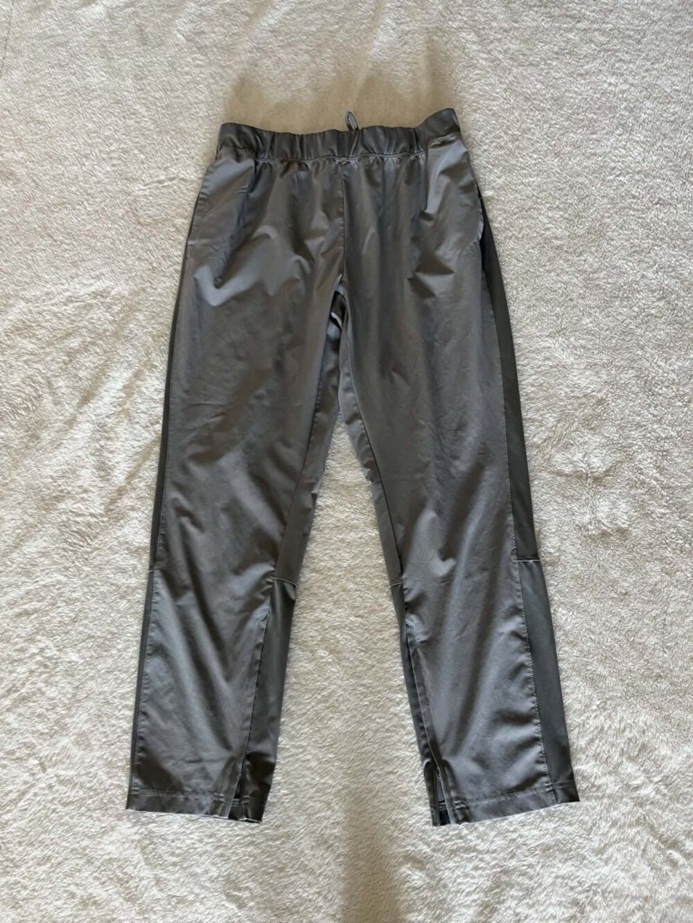Adidas Men's Grey Woven Track Pants Zippered Leg Cuffs at the ankles size 2XL